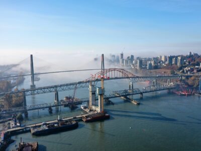 Aerial view of the Pattullo Bridge under construction