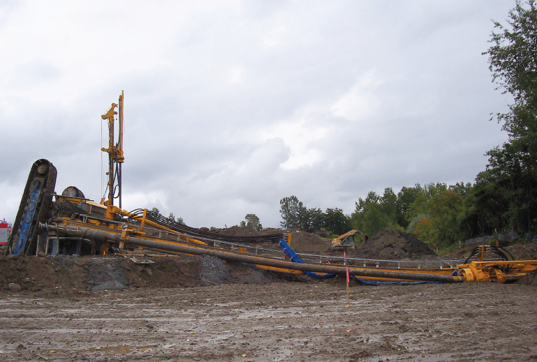 Piling rig toppled on its side