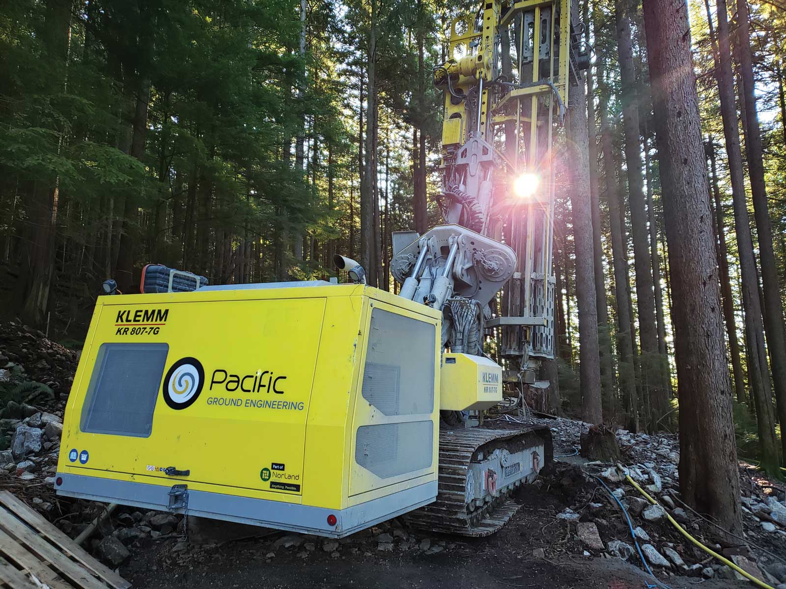 Klemm 807-7G rig drilling foundation micropiles