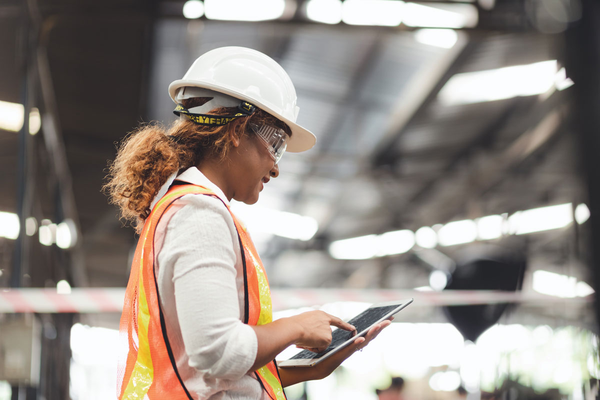 construction worker with tablet