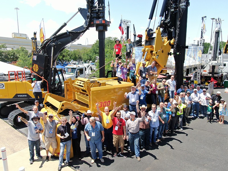 Customers, employees, friends and family celebrating at the International Foundation Construction Equipment Expo
