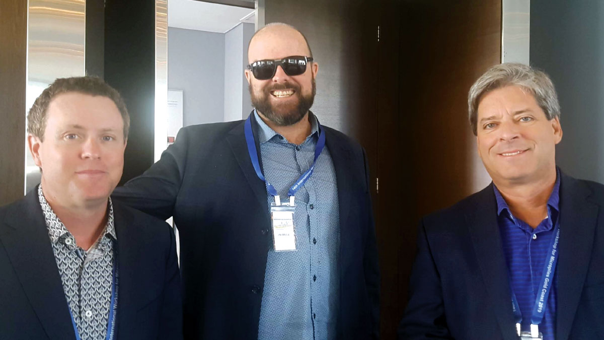 Dan MacLean (left) with Jim Bruce and Allen Cadden, the two past chairs of the ISM