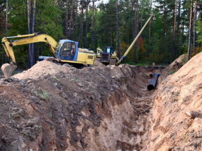 Equipment digging trenches