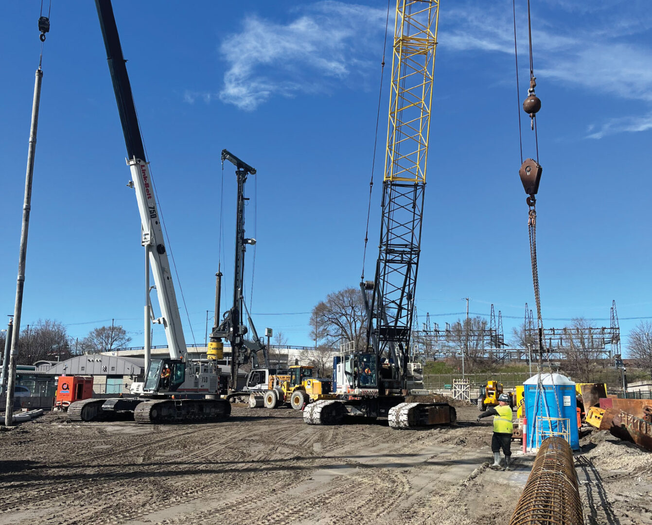 Keller’s cranes preparing for a concrete pour