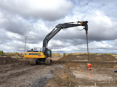 John Deere 350 excavator