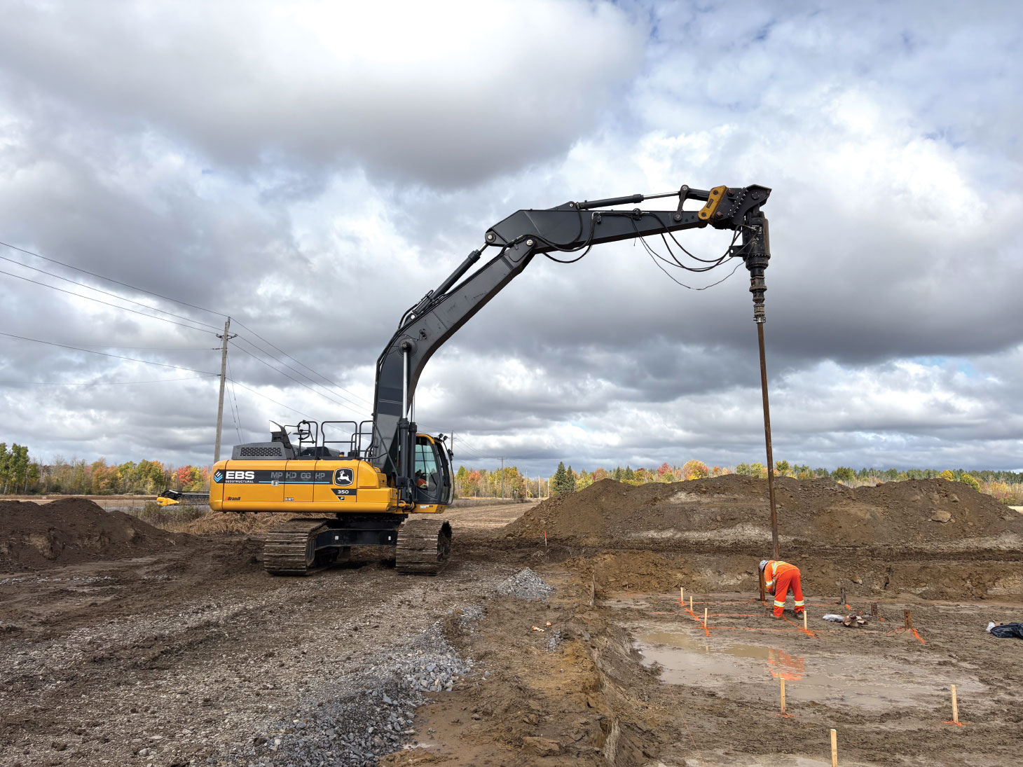 John Deere 350 excavator