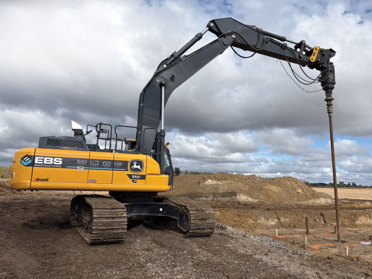 John Deere 350 excavator