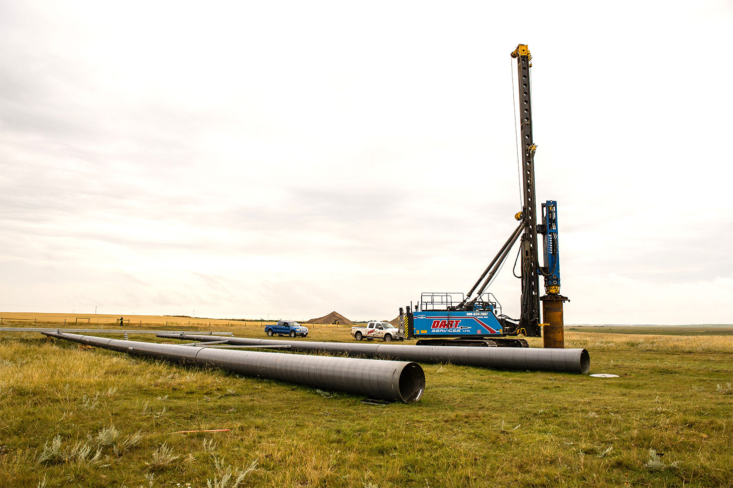 Junttan rig installing piles