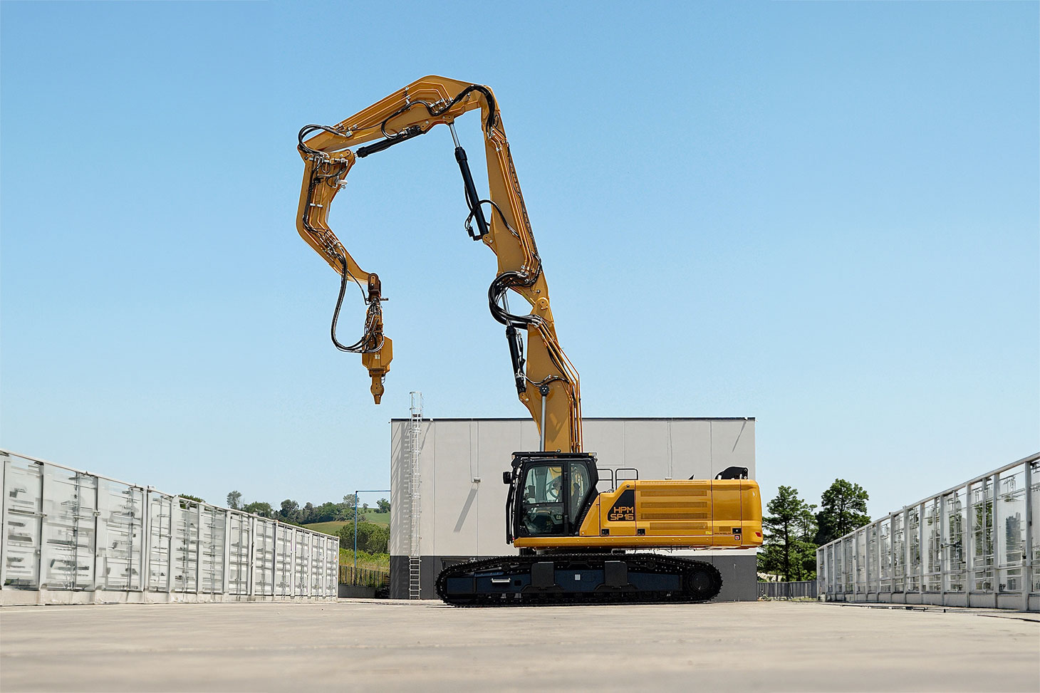 Side profile of HPM SP16 in yard