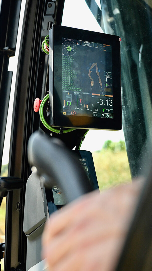 Closeup of display monitor in HPM SP16